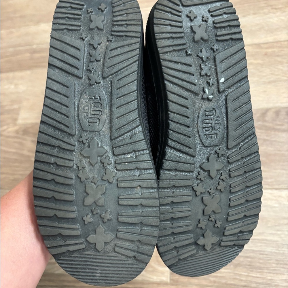 Hey Dude Black Kids Woven Slip-On Sneakers - Picture 3 of 4